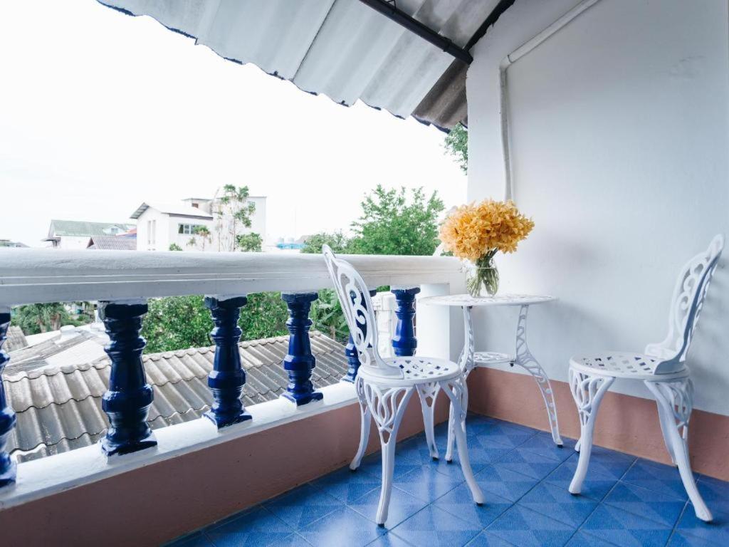 Rendezvous Oldtown Chiangmai Hotell Chiang Mai Eksteriør bilde